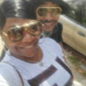 Meet your Posher, Yvette